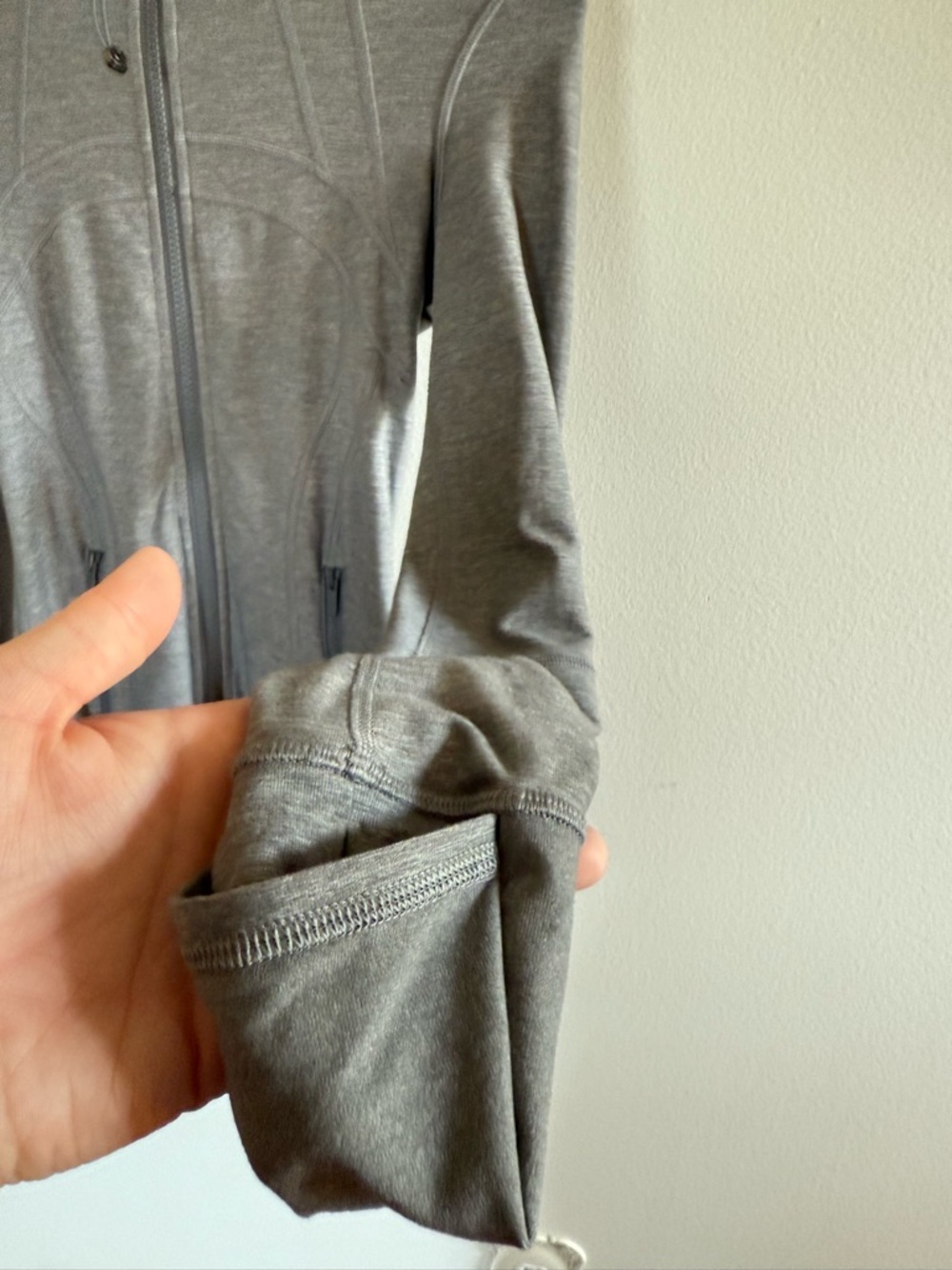 Lululemon • Define Jacket Brushed Heather Gray Size 2 Zip Up Pocket Atheltic - Picture 6 of 9